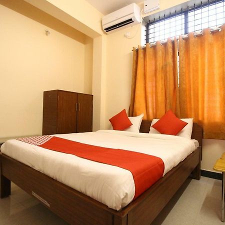 Oyo Flagship 30734 Jeevan Lodge Shivamogga Exteriör bild