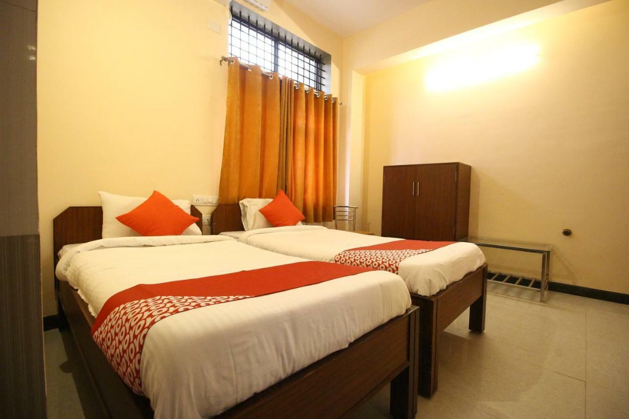 Oyo Flagship 30734 Jeevan Lodge Shivamogga Exteriör bild