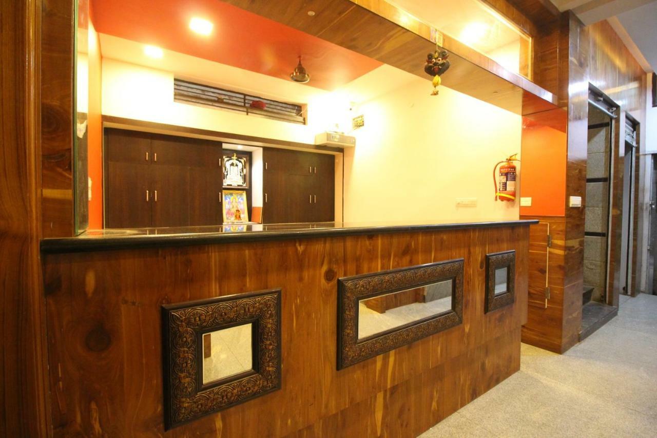 Oyo Flagship 30734 Jeevan Lodge Shivamogga Exteriör bild